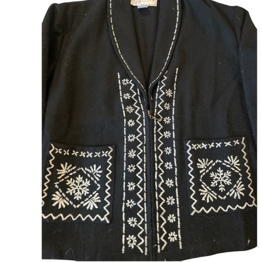New Direction Wool Blend Snowflake Cardigan,‎ Navy/White Womens Medium